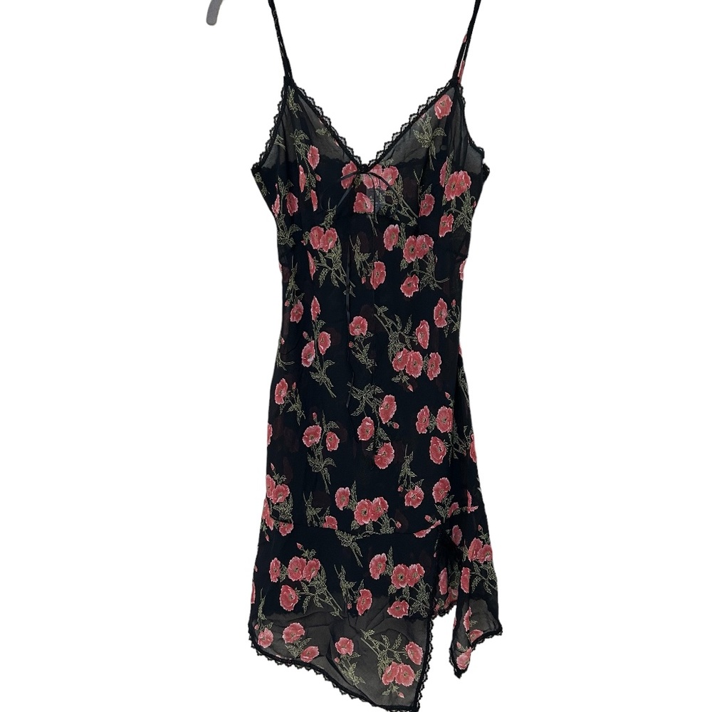 Arianne Black Siip Lingerie with flowers. Size S/P. NWOT